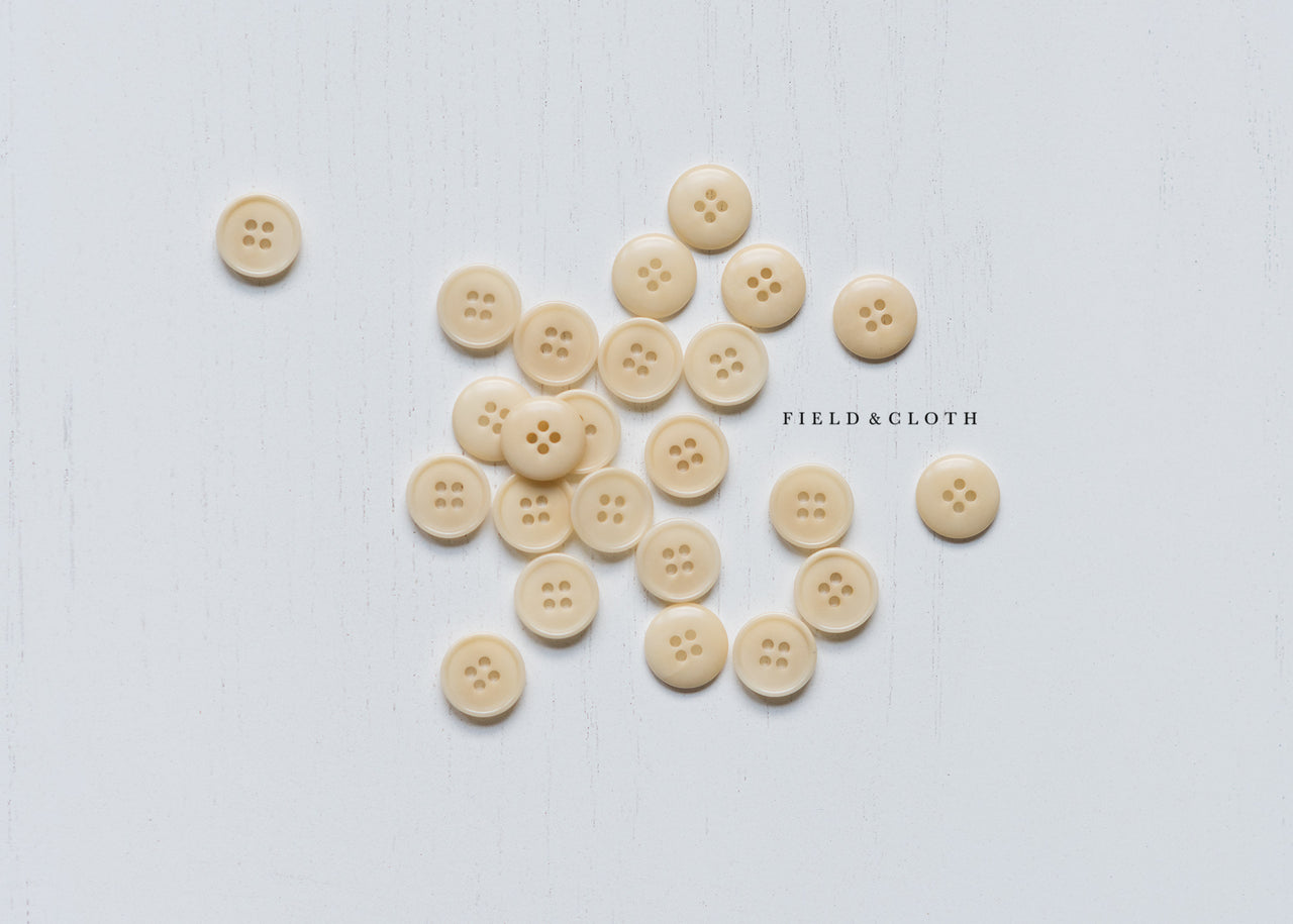 Round Corozo Rimmed Button (OFF WHITE)