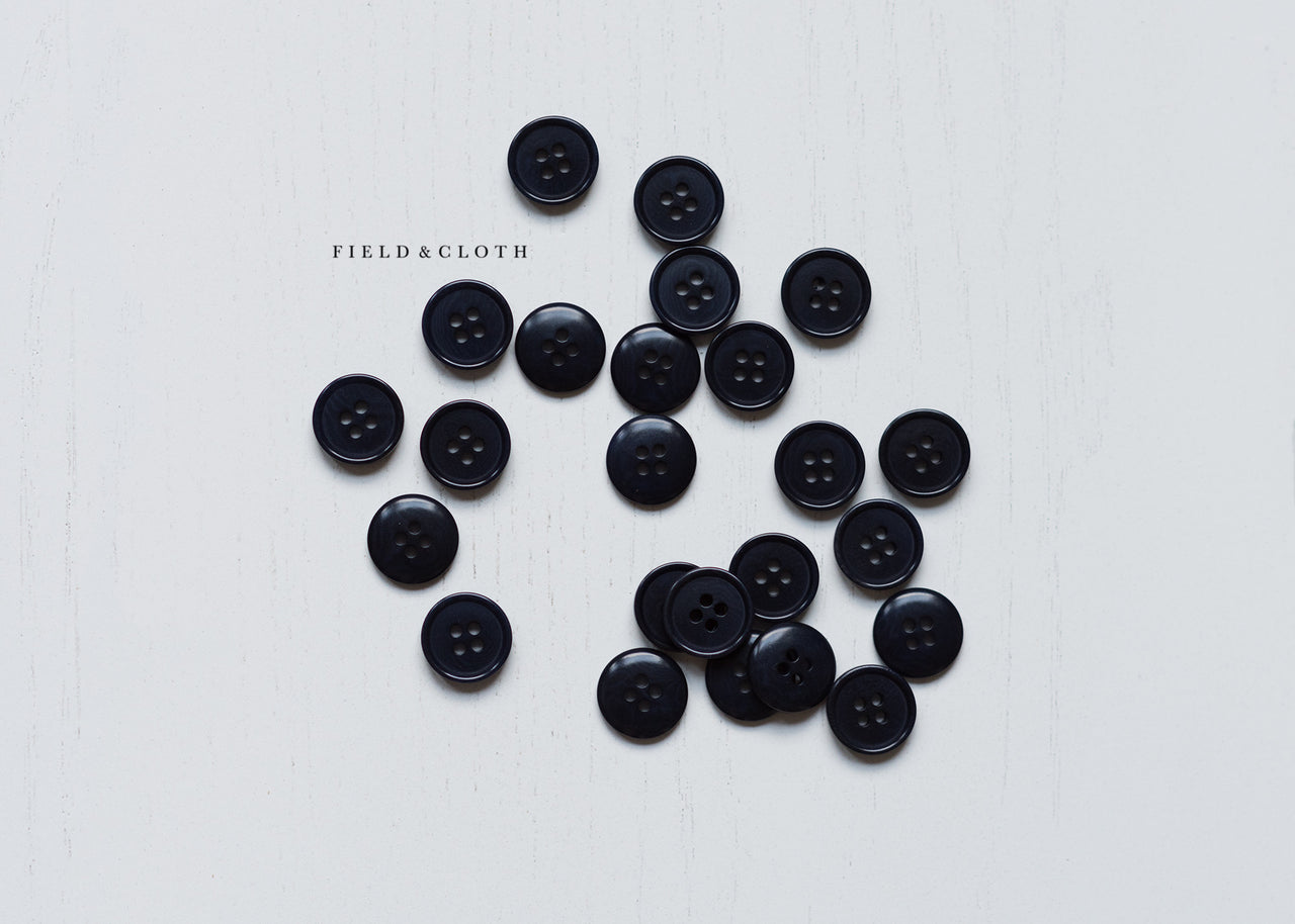 Round Corozo Rimmed Button (Navy)