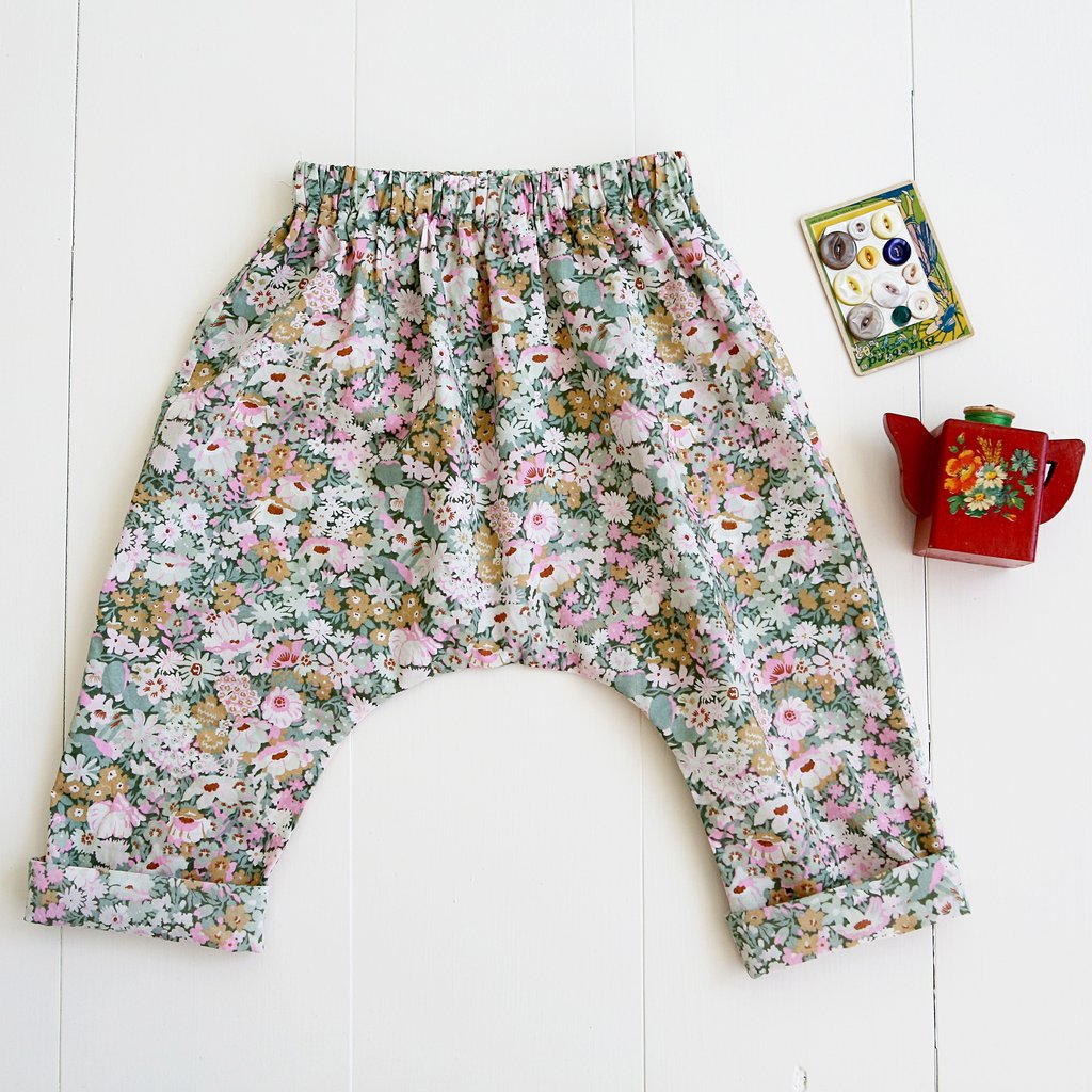 Threading My Way: Pattern Emporium's Baby and Toddler Harem Pants ~ Review